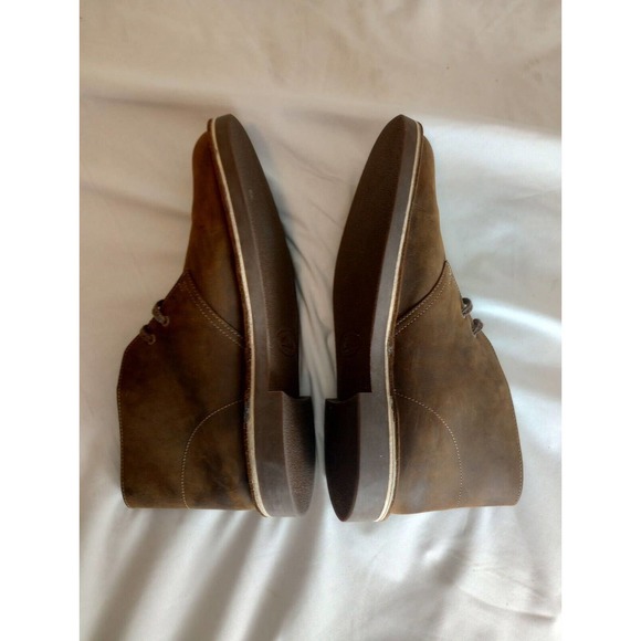 Clarks Chukka Seude Leather Boots Sz 9 M Brown Round Toe Mens Shoes EUC main image 7